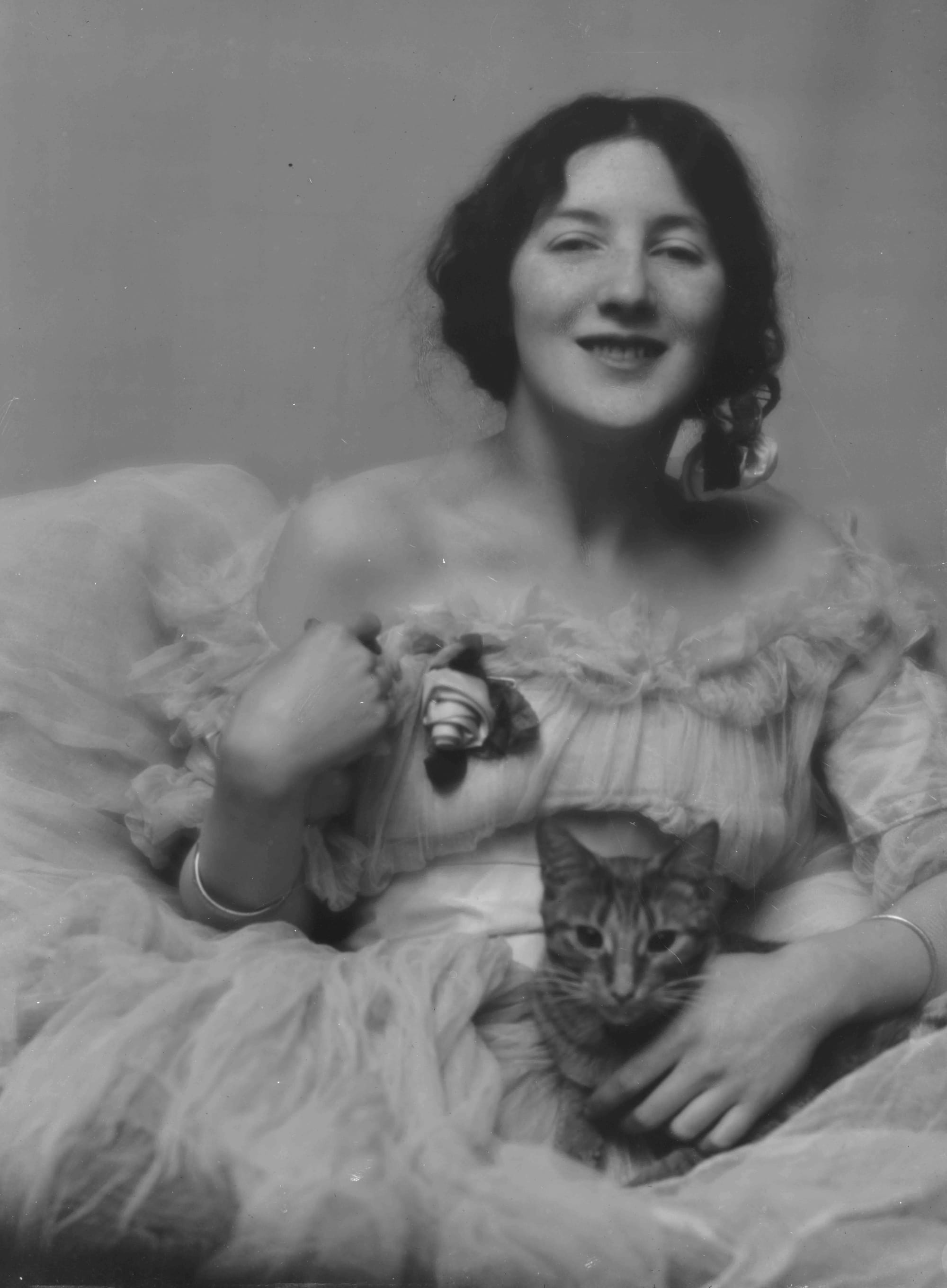 Audrey Munson holding a cat