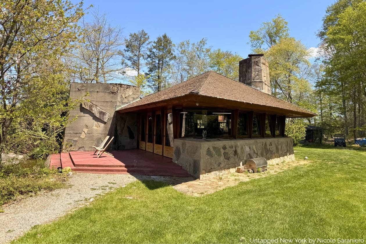 The Chahroudi Cottage exterior