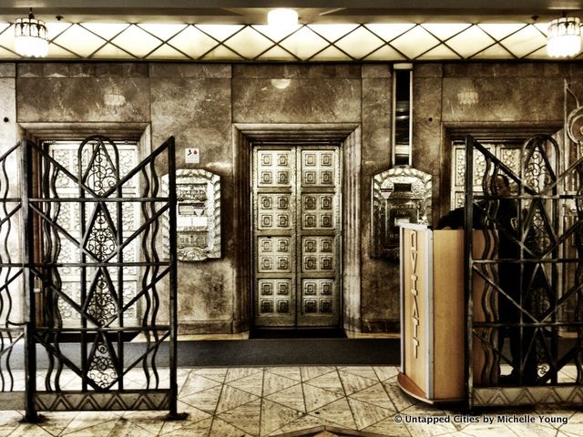 Oviatt Building Ciacada The Artist Los Angeles
