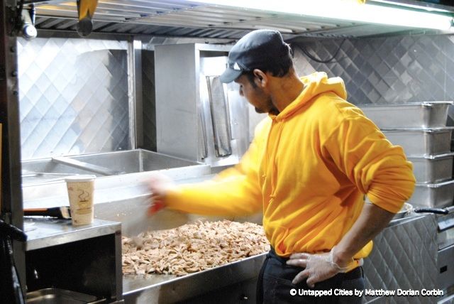 Chicken_The Halal Guys_Midtown New York_Untapped Cites_Matthew Dorian Corbin