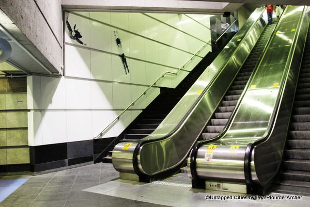 Jean Mercier, Murals, 1986, Acadie station (Blue line)