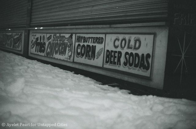 Coney Island: COLD BEER SODAS