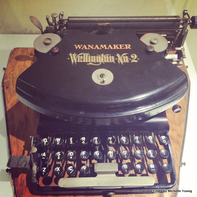 Vintage Antique Typewriters-CUNY Graduate School of Journalism-40th Street-NYC-Robert E. Dallos LA Times-011