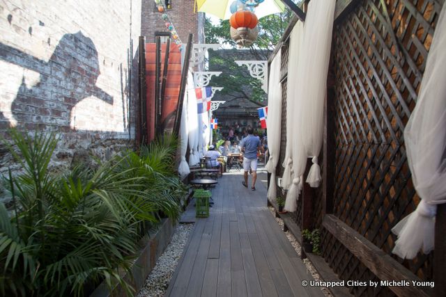 Ganesha Outdoor Room-Inwood-Washington Heights-Miguel Auto Glass-Bar-NYC_2