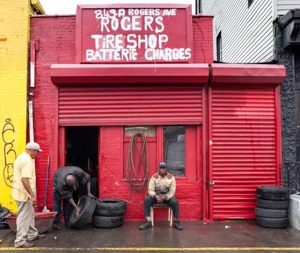 Photographing New York's Endangered Mom and Pop Stores_Rogers Tire SHop_Flatbush_Brooklyn_NYC_Untapped Cities_Stephanie Geier