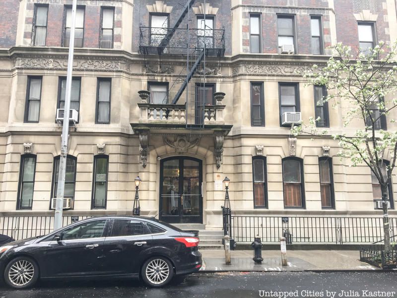 82 Washington Place Sixth Avenue