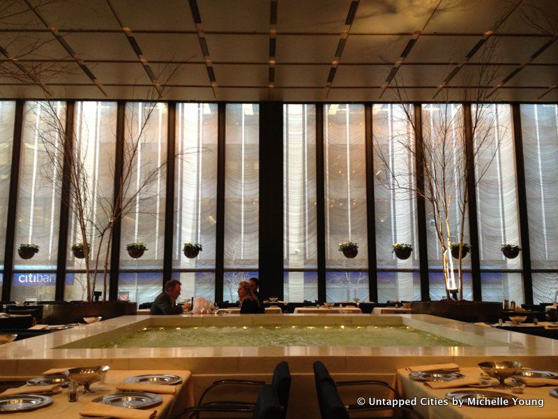 Four-Seasons-Restaurant-Phillip-Johnson-Seagram-Building-Park-Avenue-Mies-van-der-Rohe-NYC-002