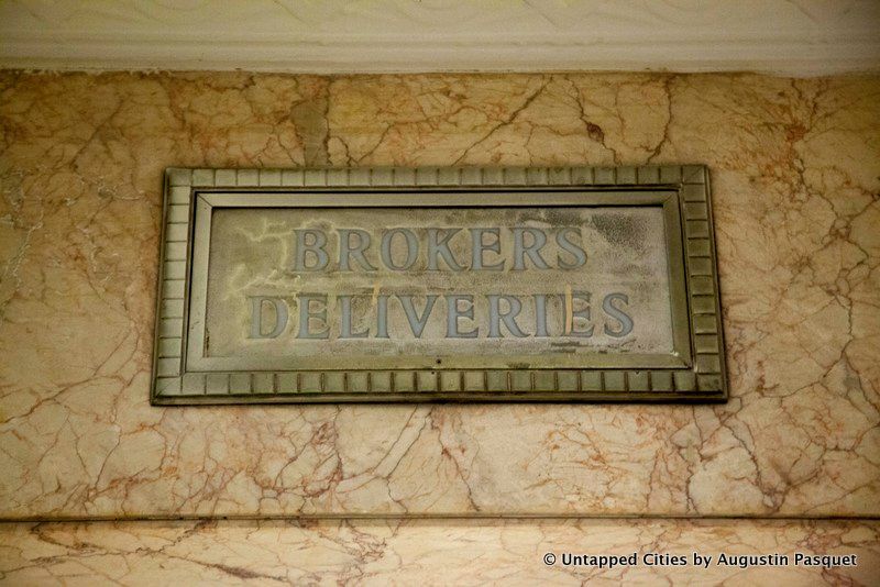 20-exchange-place-banking-hall-skyscraper-downtown-manhattan-observation-deck-film-locations-inside-man-nyc_13