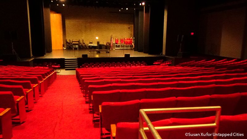 kingsborough-community-college-on-stage-at-kingsborough-brooklyn-nyc-untapped-cities-susanxu5