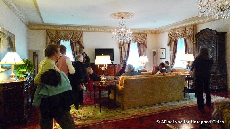 Frank Sinatra use to stay in this room