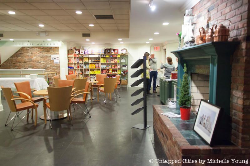 Norwegian hidden coffee shop