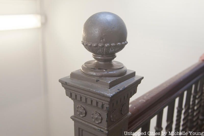 Staircase finial 