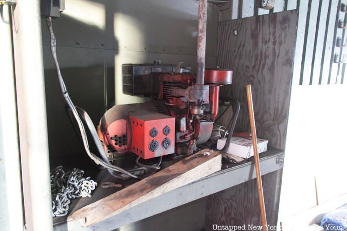 Generator inside MNCW-002