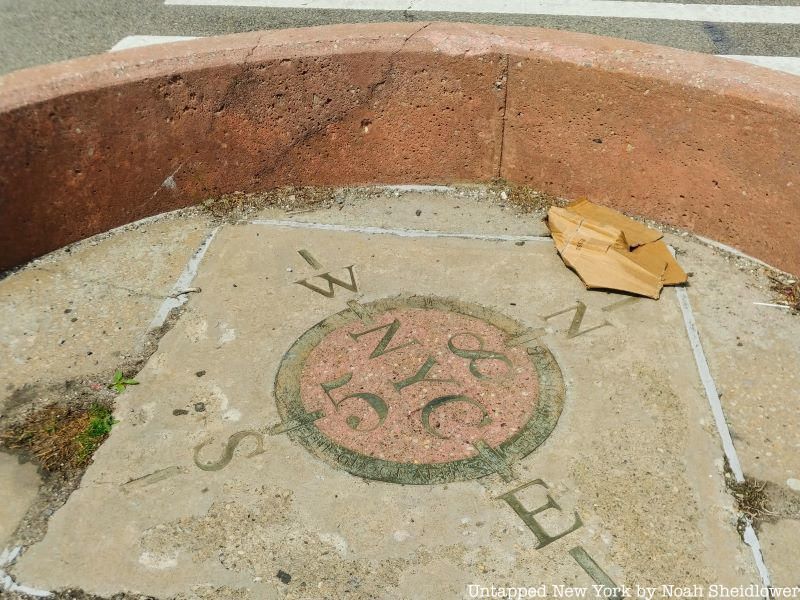 Geographic marker in Woodside