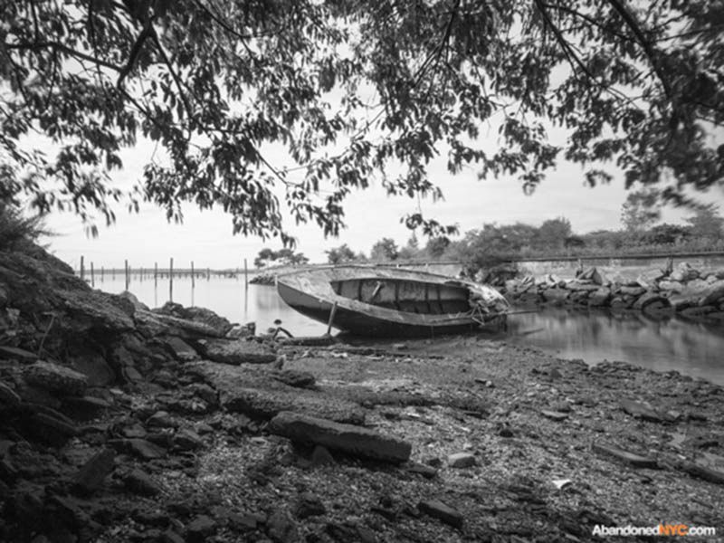 The small peninsula born out of the construction of the Verrazano Bridge. 