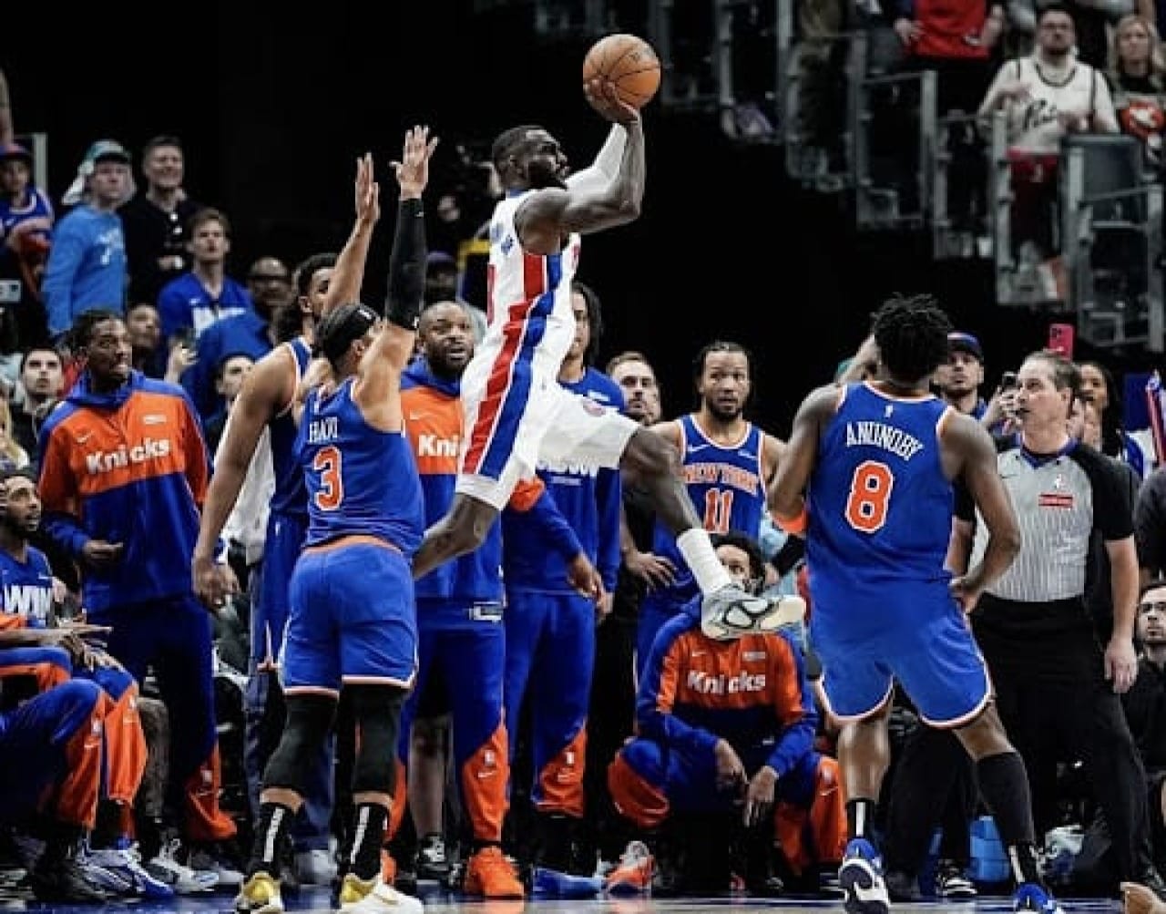 🏀 Game 4 of the Knicks-Pistons series ended on a blown call, according to the NBA