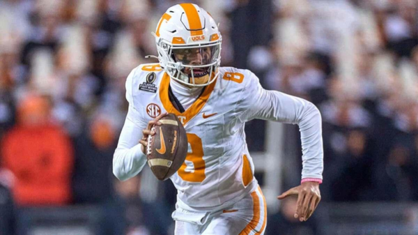 Tennessee QB Nico Iamaleava