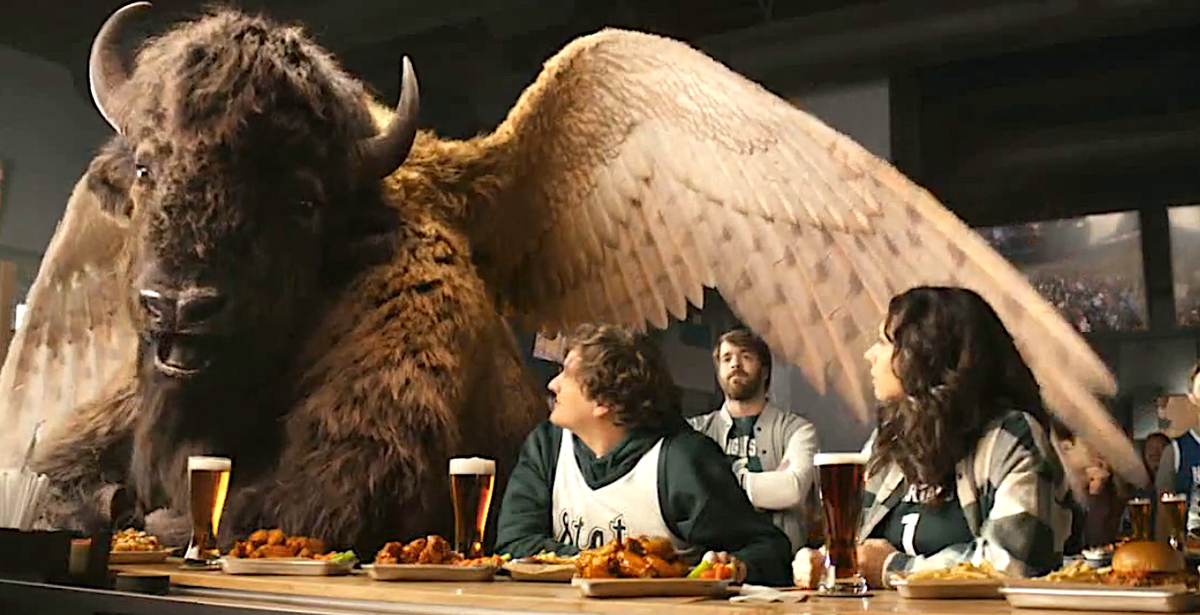 the buffalo from the buffalo wild wings commercial should be kicked out of the restaurant