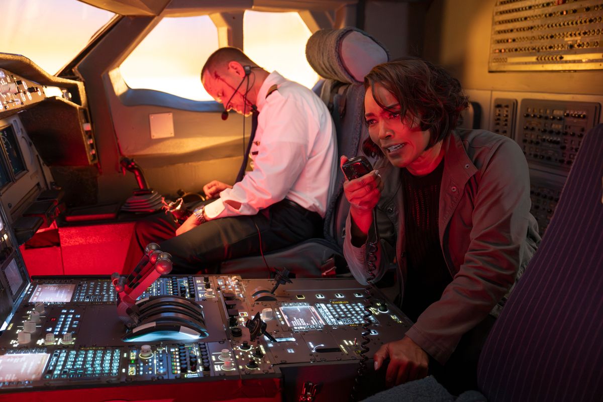 The Three-Part 9-1-1 Bee-Nado Event Explained In Six Parts