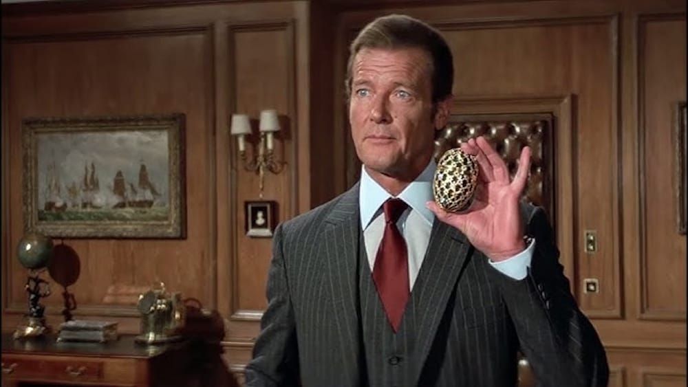 The Five Spot: Tarantino Yapping, A Bejeweled Egg Fiasco, And A RoboCop Statue