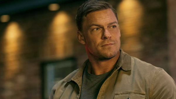 The Five Spot: Karaoke, Jumbotrons, And Reacher Clobbering A Guy