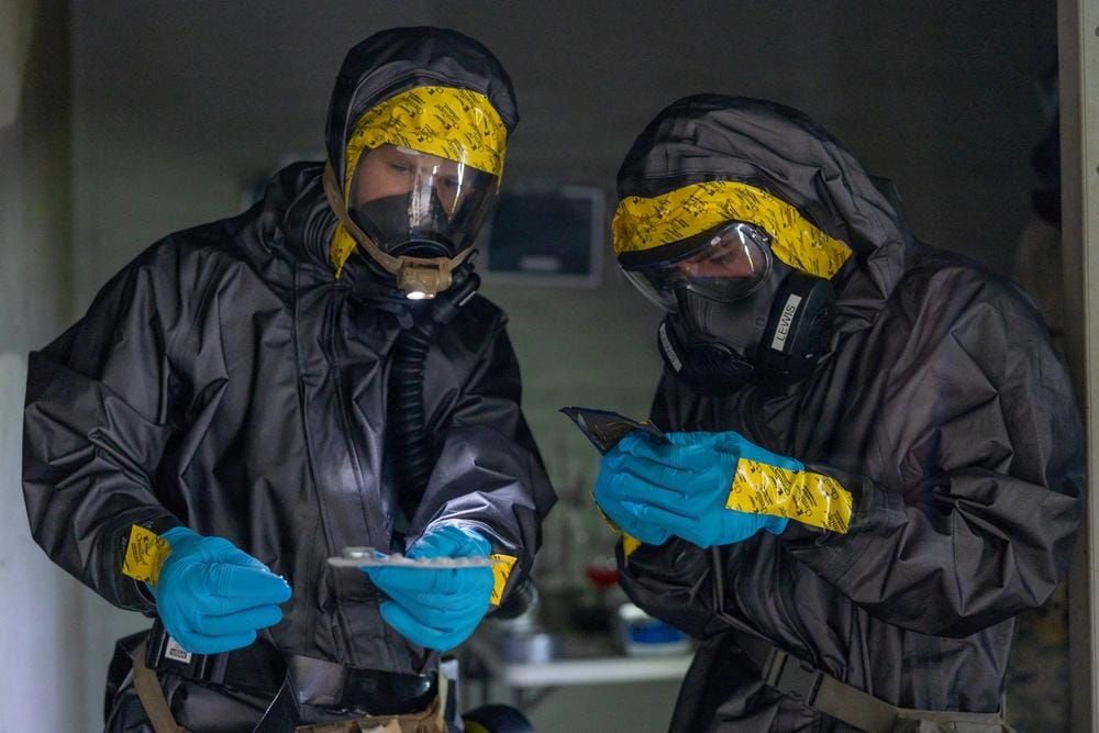 US Marines conduct CBRN and EOD training at Camp Pendleton