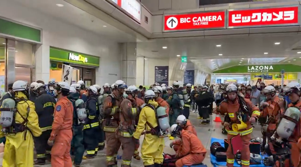 10 hospitalised after reported spraying incident on Tokyo train