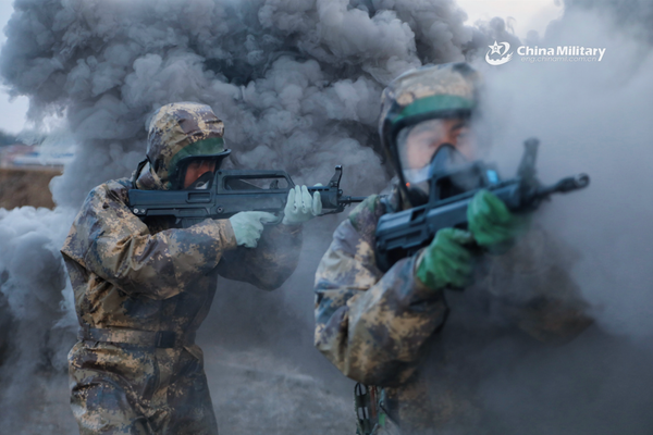Chinese PLA releases photos from CBRN medical response exercise