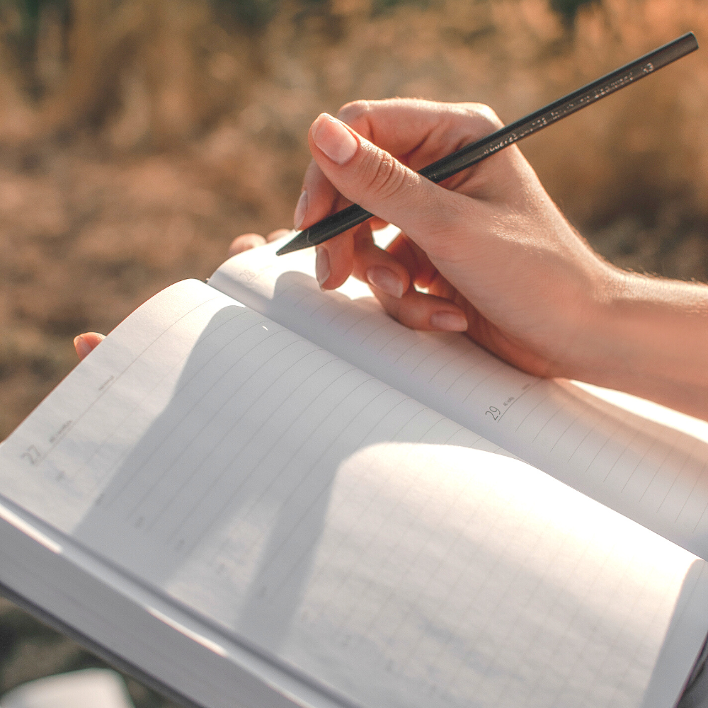 How Do You Write a Creative Journal Entry