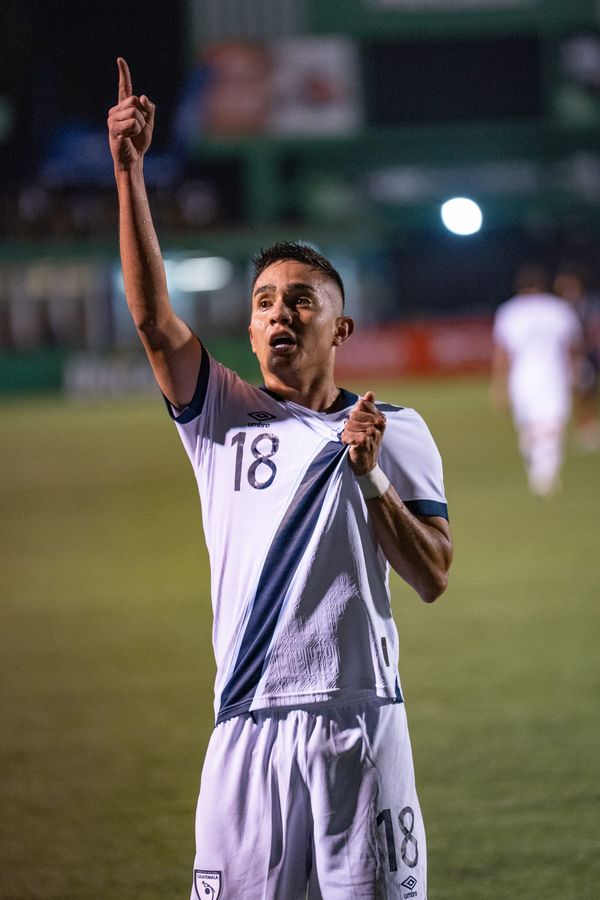 Santis Hat-Trick Powers Guatemala to Key Home Victory