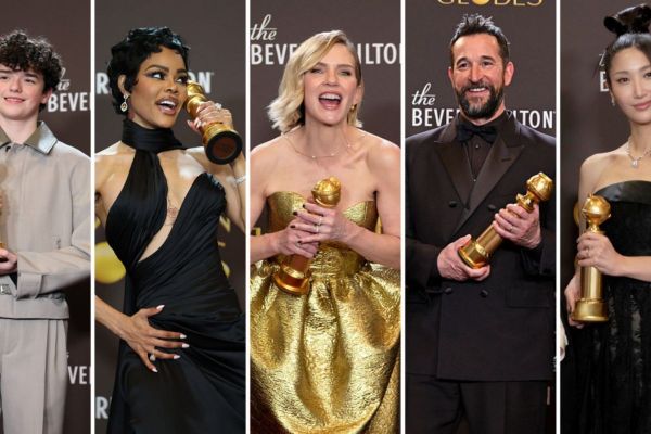 Golden Globes 2026 winners pose with trophies at the Beverly Hilton.