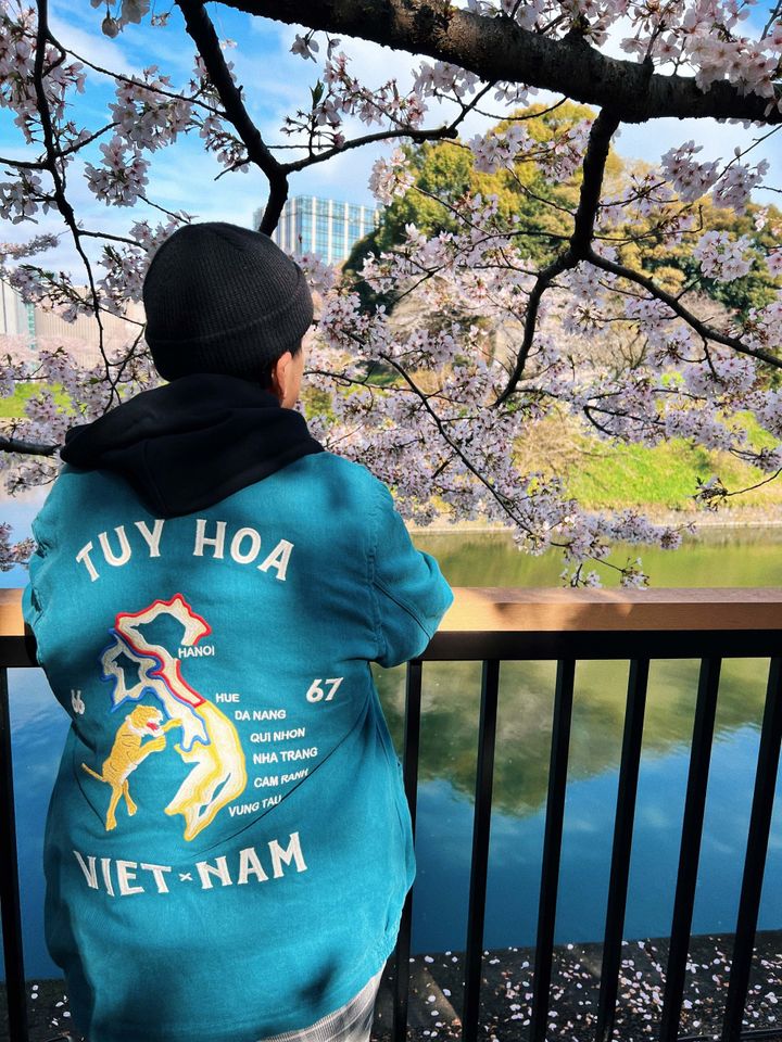 From Pixels to Passport:  Navigating the World as a Digital Nomad Motion Designer