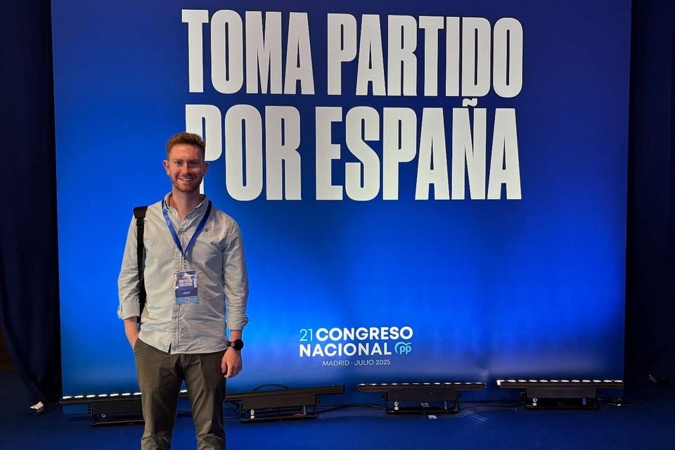 «Erik amb K»: Veí de Piera, paracaigudista a Subirats i nou secretari general de Noves Generacions del PP