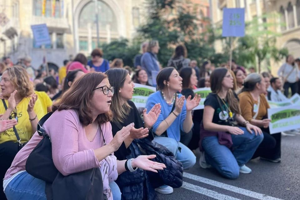 El 95% dels docents rebutja l'acord d'Educació i blinda les vagues de la setmana que ve