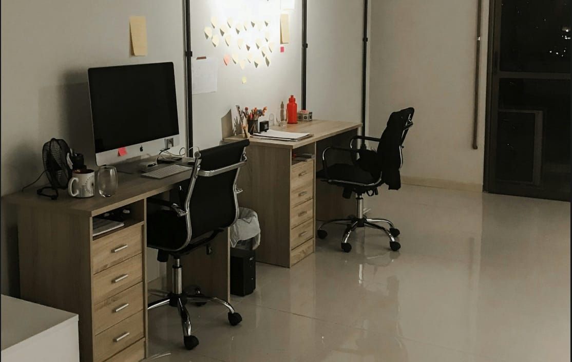 Lonesome 4 Earnestly Working