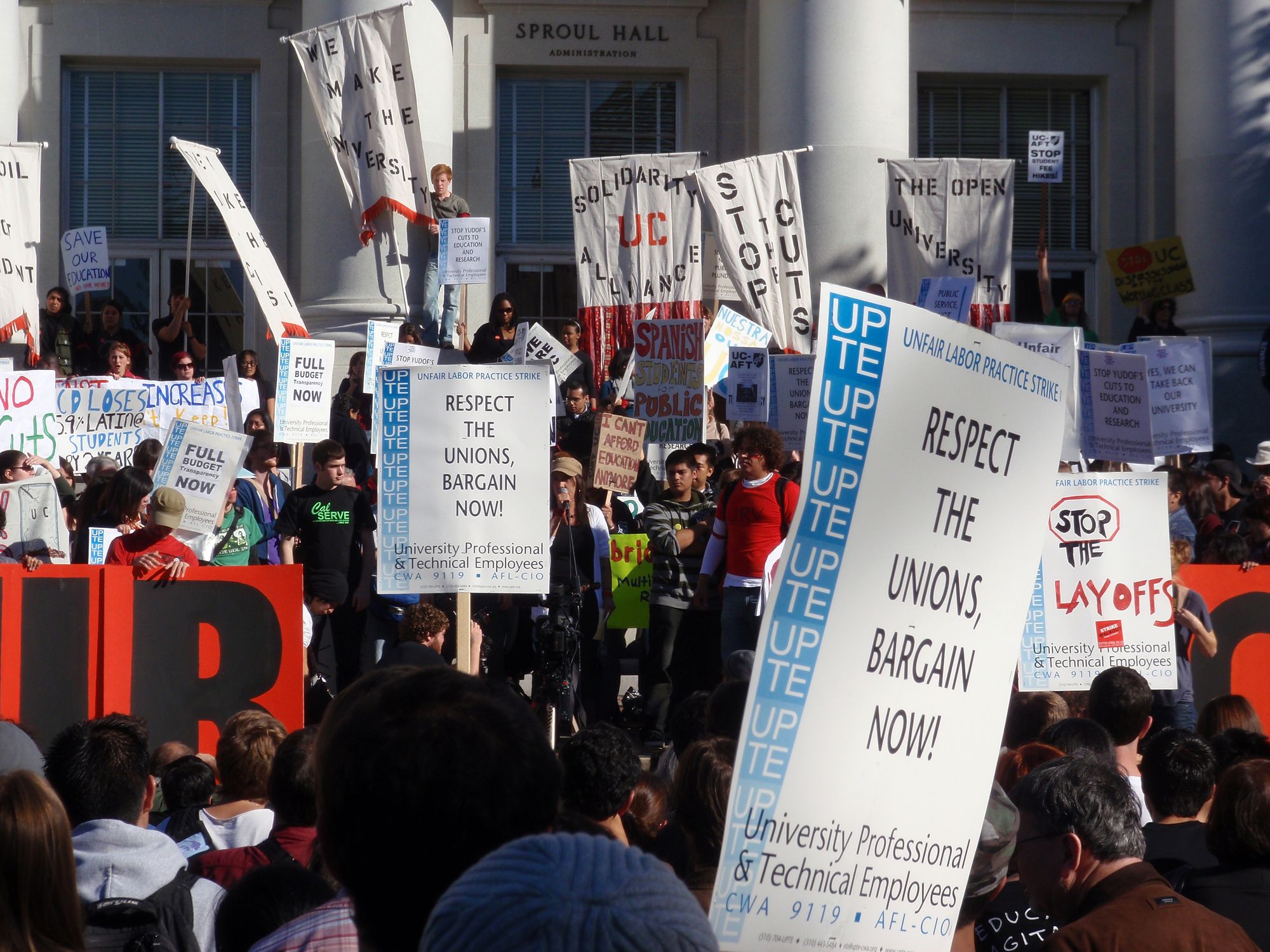 Teacher union protestors