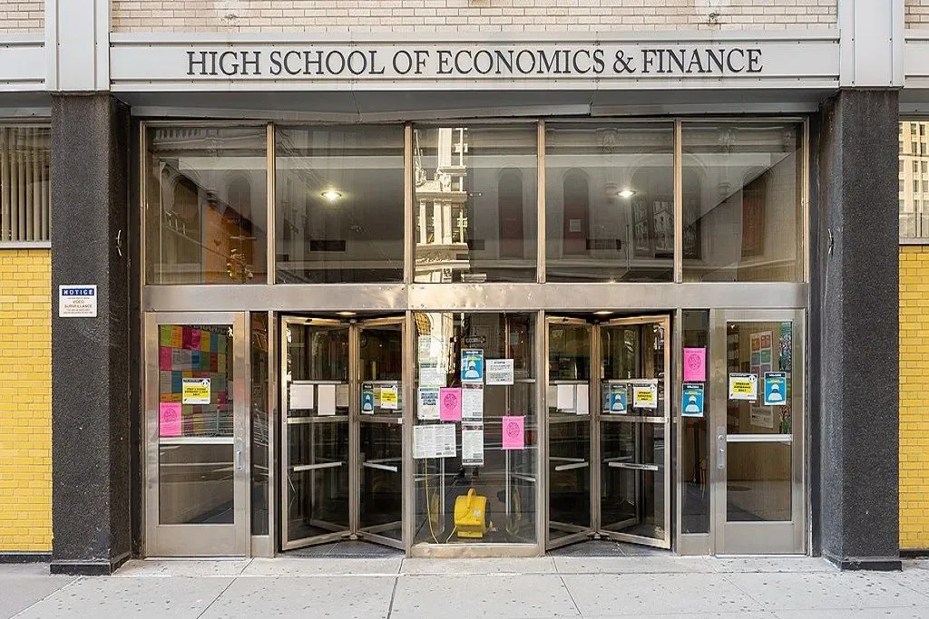 Econ 101 For Biden — And His Intern