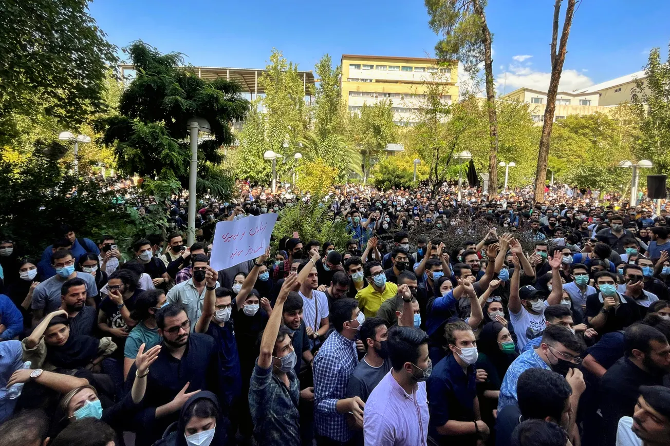 Protesters Defy Iran’s Crackdown