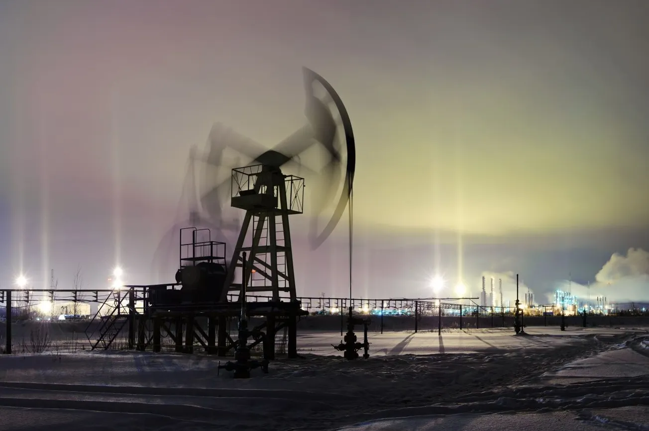 Voters Favor More Drilling, Fewer Rules To End Diesel Fuel Shortage: I&I/TIPP Poll