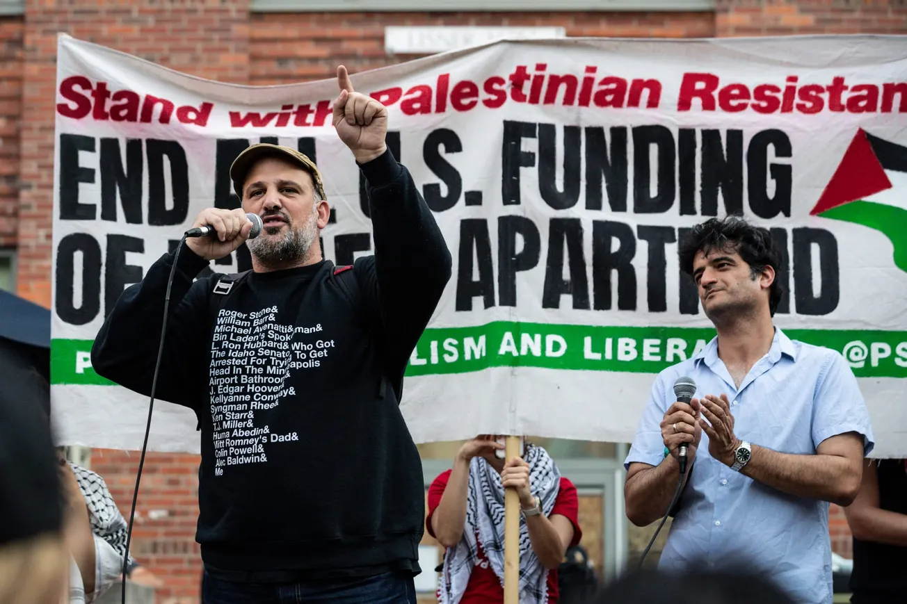 Liberal College Professors Are Deepening Campus Divide Nationwide