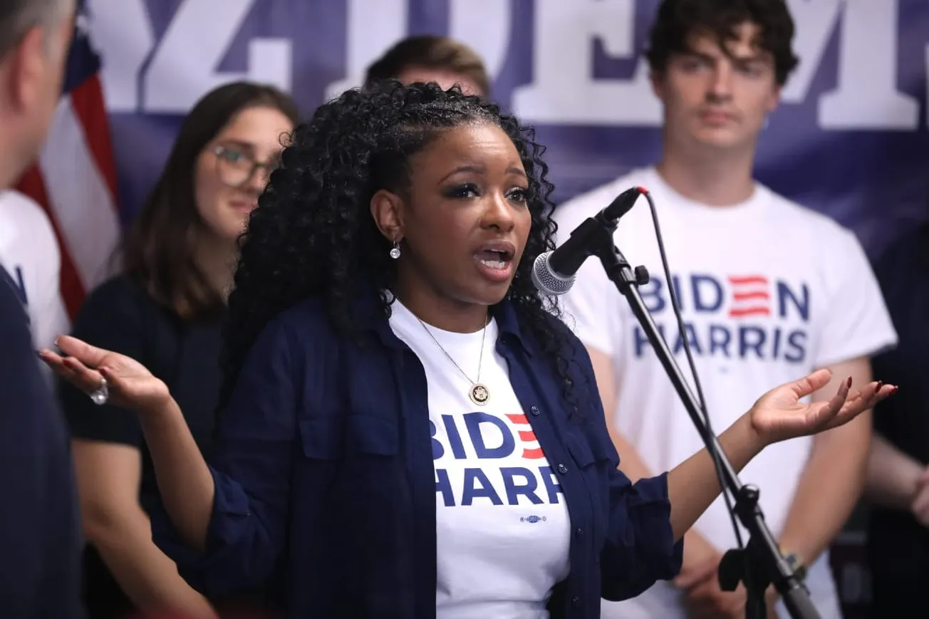 Far-Left Dem Can’t Get Her Head Around Federal Gov’t Paying Back Taxpayers For Money It Wasted