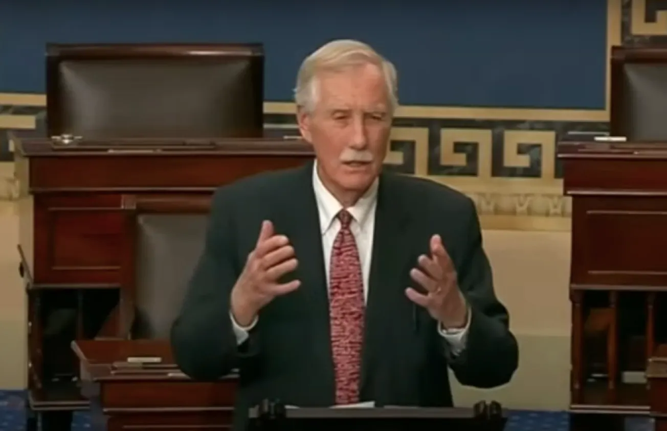 ‘Surprised Me’: Angus King Bewildered As Tulsi Gabbard Explains Why ‘Climate Change’ Omitted In 2025 Threat Report