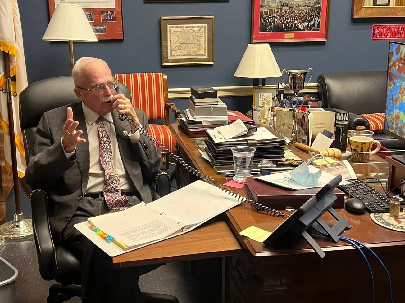 Rep. Gerry Connolly Dies At 75 After Cancer Battle