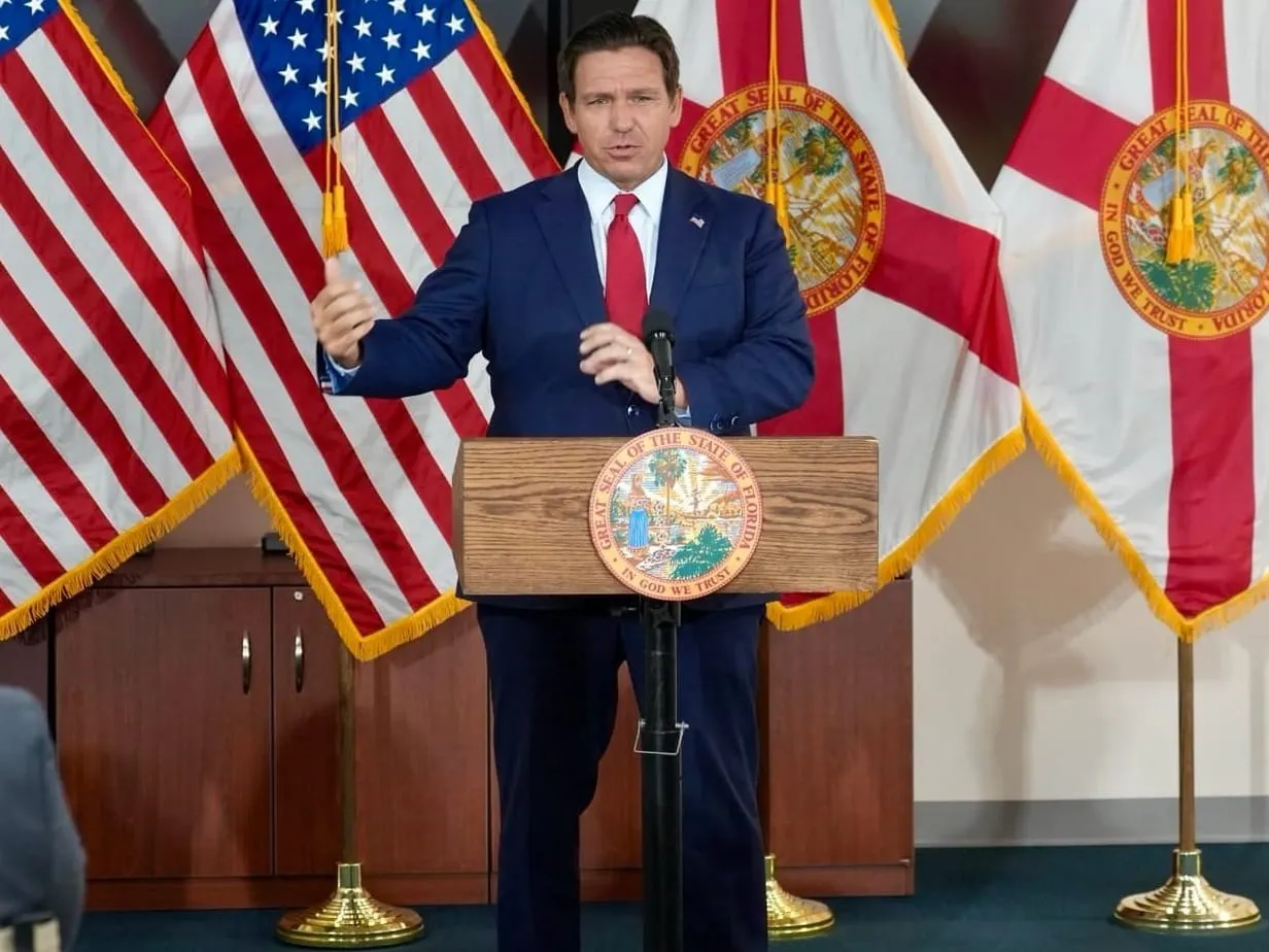 Deportation Flights Begin From Florida’s ‘Alligator Alcatraz’ Immigration Facility