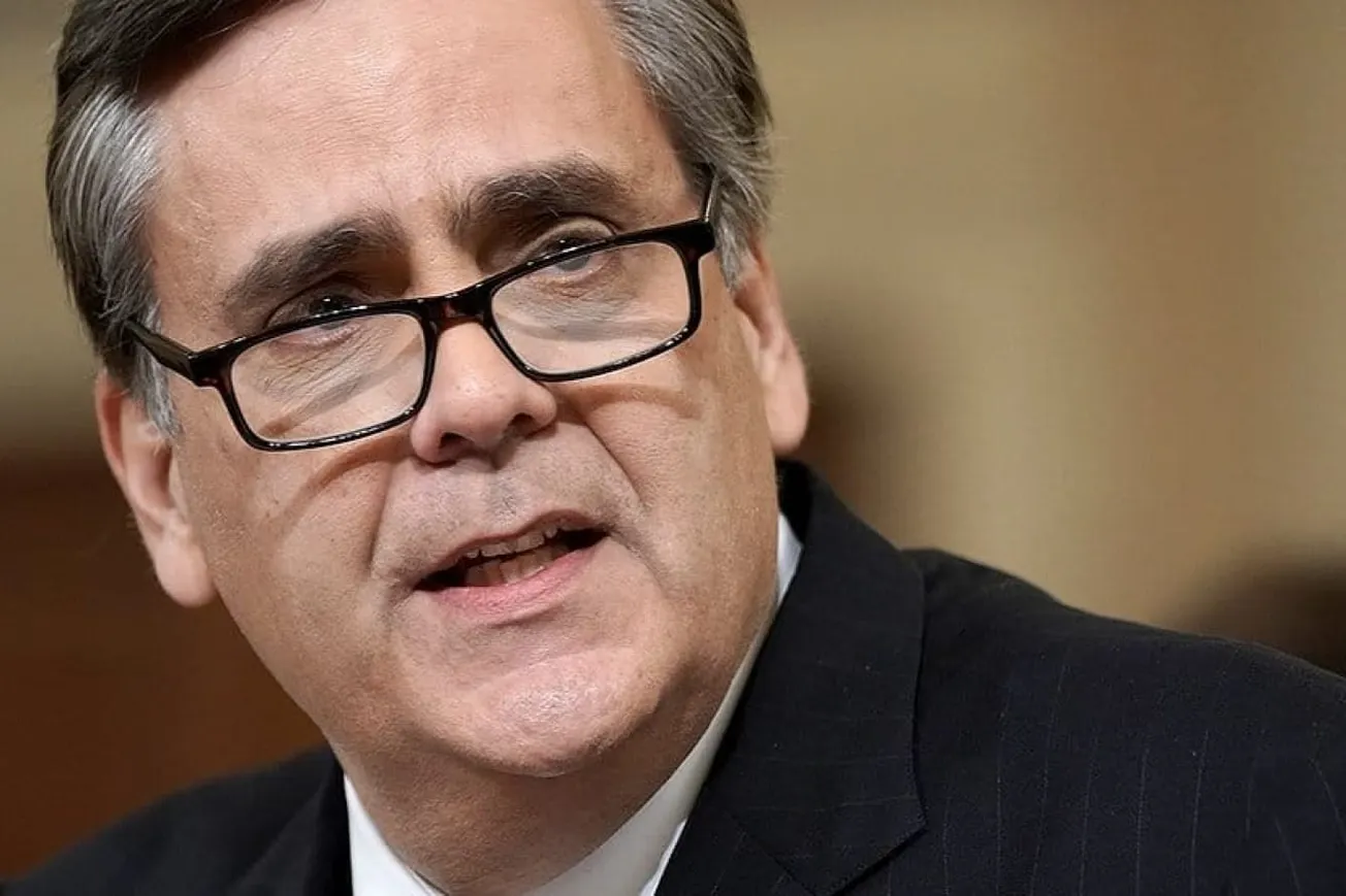 Turley Says Maxwell Transcript Exonerates Trump And Hits ‘Hard In Washington’