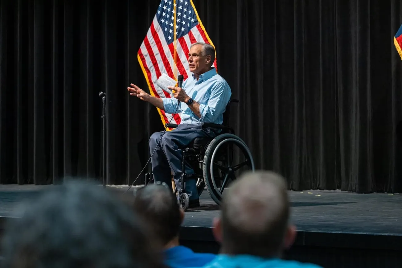 Texas Gov Vows No Break Until GOP Redistricting Plan Passes