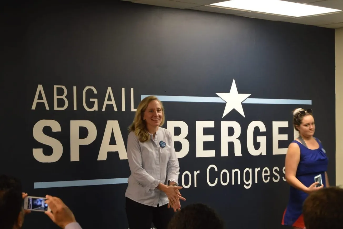 Virginia Democrat Campaign Sets Up Facebook Page Appearing To Be Independent News Outlet