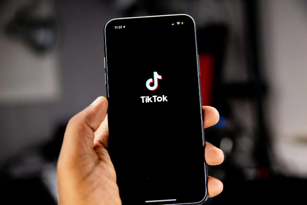 Trump To Approve TikTok Deal With U.S. Investors