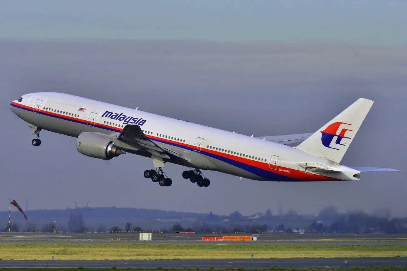 Hunt For Missing MH370 Flight Restarts In Indian Ocean Using Advanced Technology