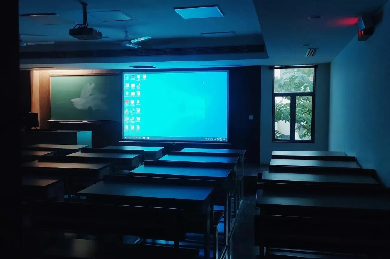 Union Gives Teachers ‘Interrupting Whiteness’ Classes and More In Radical Left Training Series